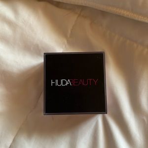NEW FULL Huda Beauty Easy Bake Setting Powder